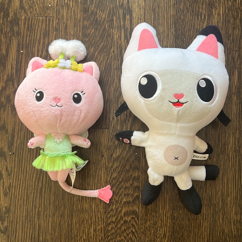 Gabby’s Dollhouse stuffed animals: Kitty Fairy & Pandy Paws